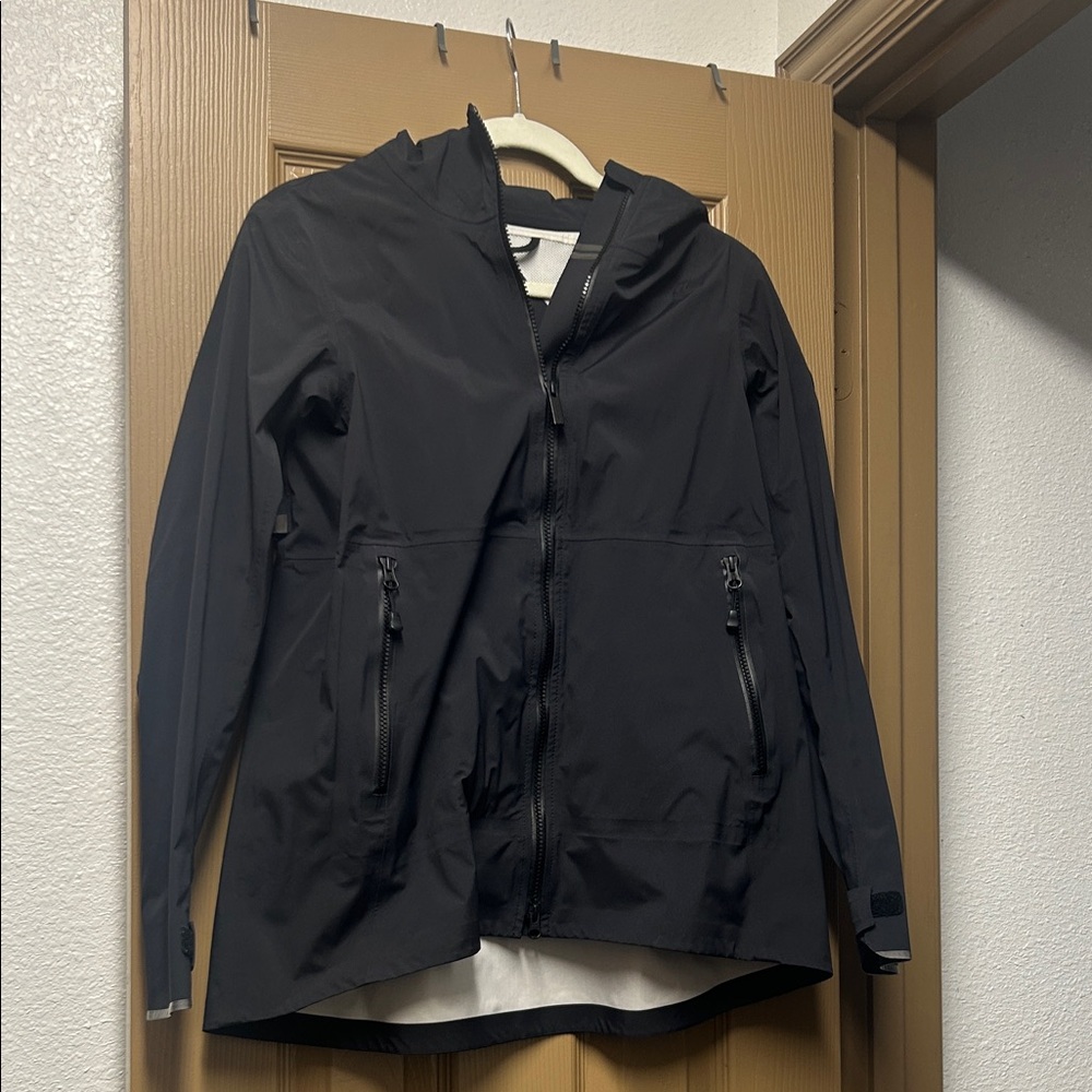 Women's Canada Goose Kenora Hooded Rain Jacket